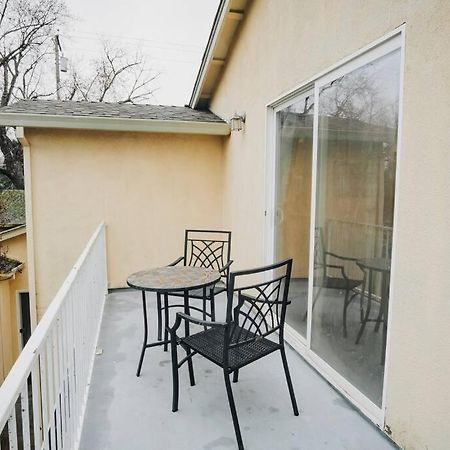 Gorgeous Upstairs Studio With Patio And Laundry Chico Buitenkant foto